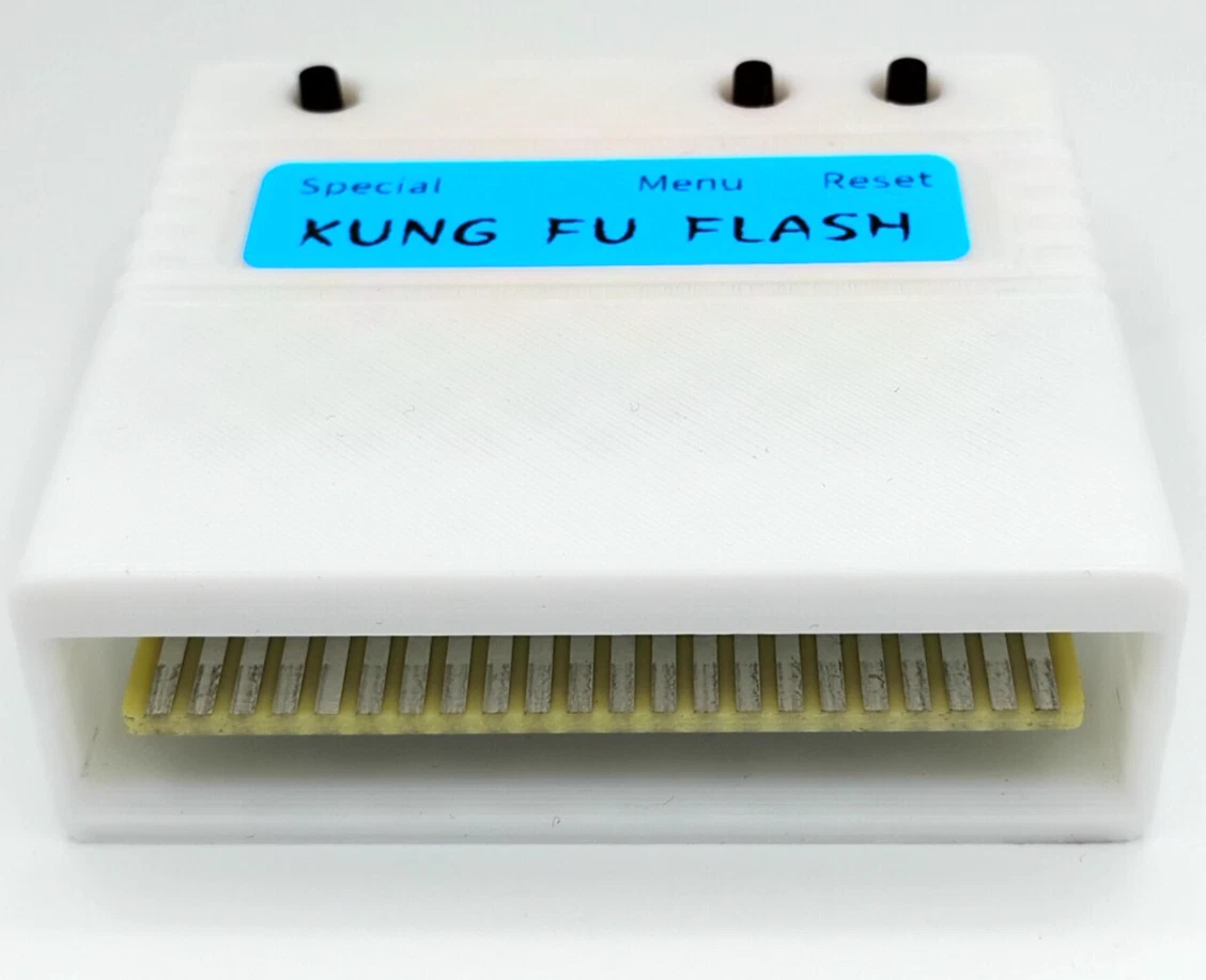 Kung Fu Flash: The Ultimate C64/128 Cartridge - White Case + 32Gb Card thumbnail 5